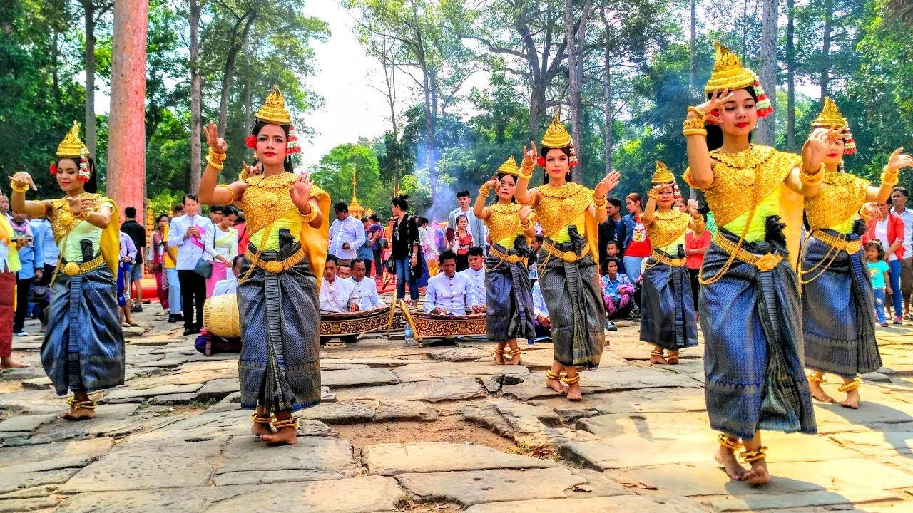 Cambodia Traditional Dance.jpg