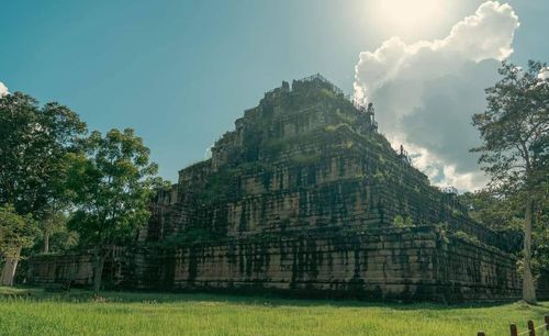 small_Koh-Ker-Temple.jpg